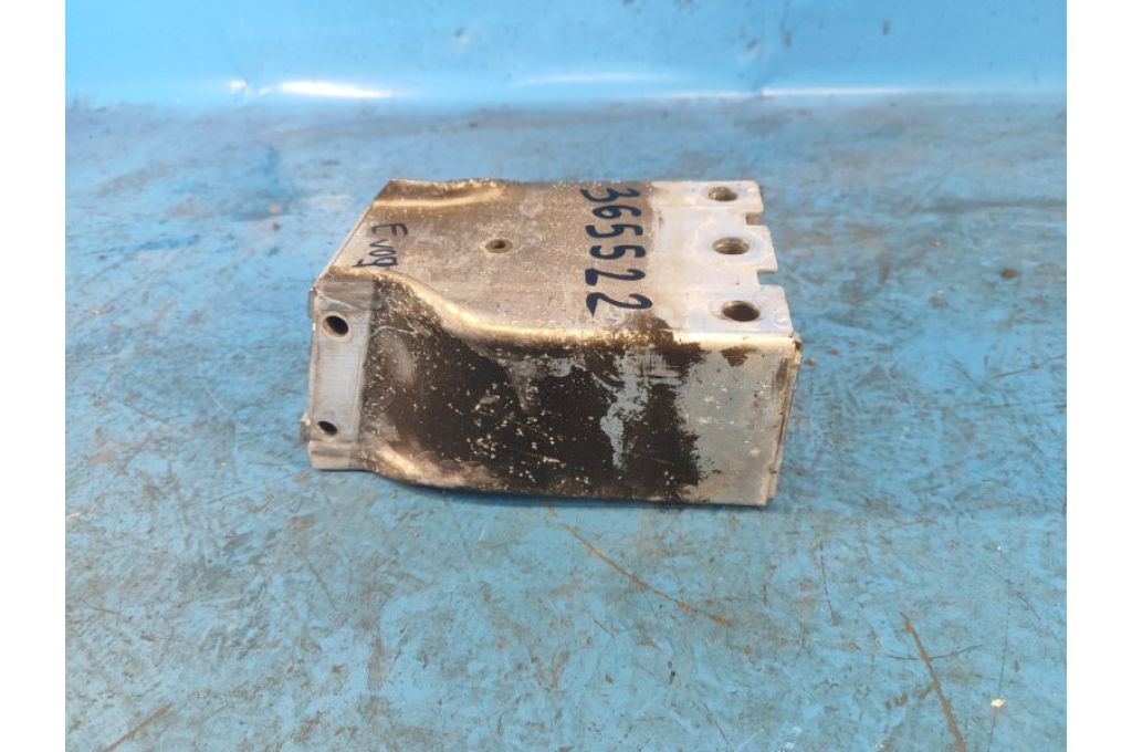 K8D2-17A937 | wspornik wzmocnienia przedniego zderzaka lew. LAND ROVER EVOQUE 19- (365522) - Zdjęcie 2