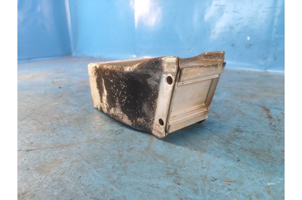 K8D2-17A937 | wspornik wzmocnienia przedniego zderzaka lew. LAND ROVER EVOQUE 19- (365522) - Zdjęcie 4