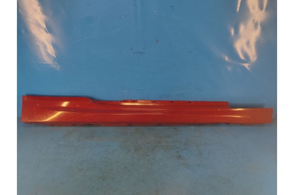 8050416 | zewnętrzna osłona progu praw. BMW 6 SERIES (F13) 12-18 (365827)