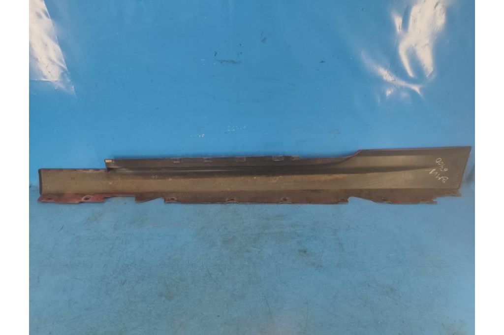 8050416 | zewnętrzna osłona progu praw. BMW 6 SERIES (F13) 12-18 (365827) - Zdjęcie 6