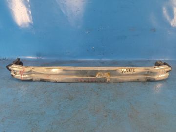 Wzmacniacz przedniego zderzaka AUDI A4 08-15