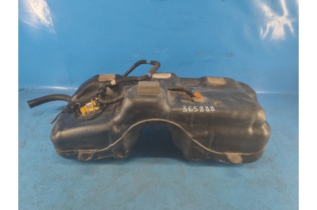 K8D2-9K007-CD | Zbiornik paliwa LAND ROVER EVOQUE 19- (365888)