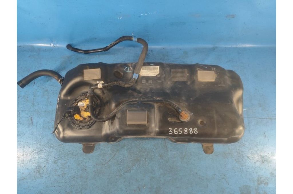 K8D2-9K007-CD | Zbiornik paliwa LAND ROVER EVOQUE 19- (365888) - Zdjęcie 2