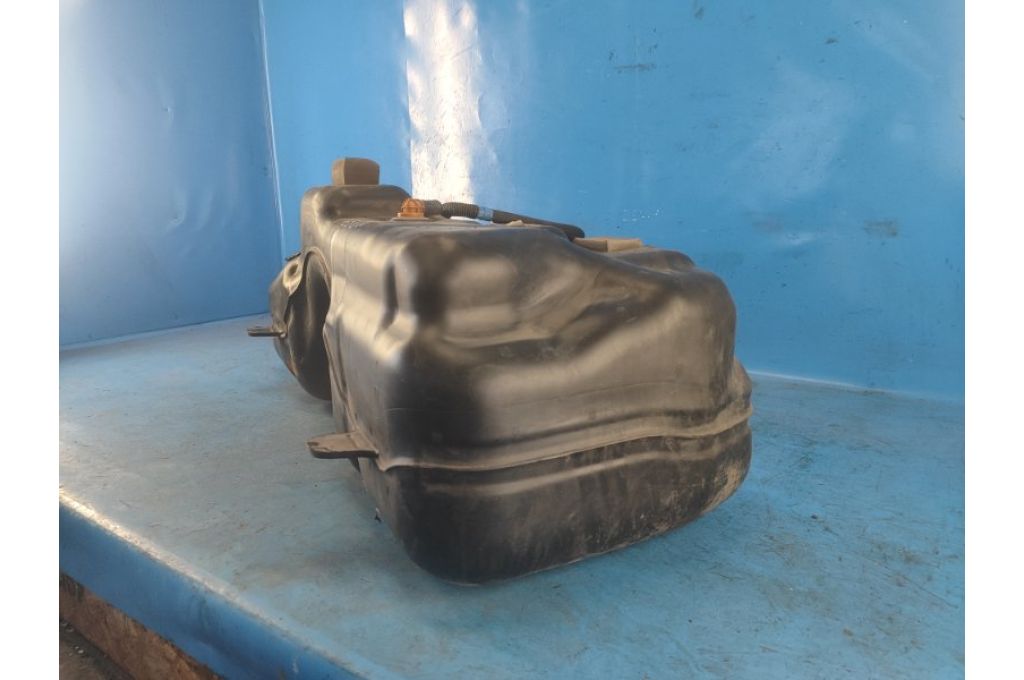 K8D2-9K007-CD | Zbiornik paliwa LAND ROVER EVOQUE 19- (365888) - Zdjęcie 4