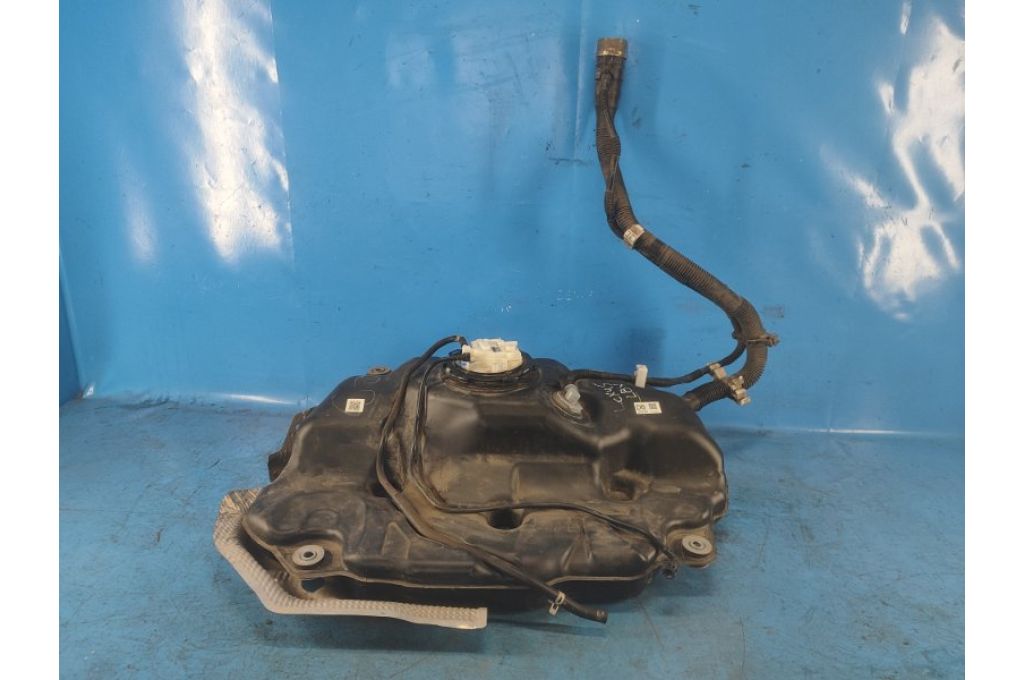 77001-52780 | Zbiornik paliwa LEXUS LBX 23- (365912) - Zdjęcie 7