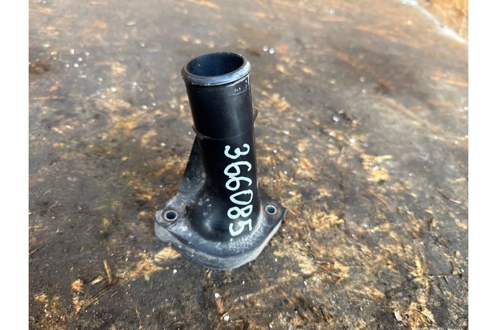 16321-0H011 | Pokrywa termostatu TOYOTA CAMRY 40 06-11 (366085)