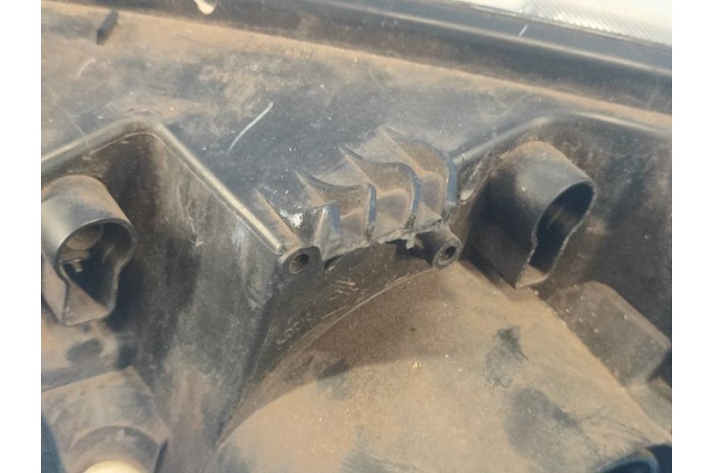 3512057L00 | Reflektor Lampa przednia praw. SUZUKI KIZASHI 09-14 (339750) - Zdjęcie 10