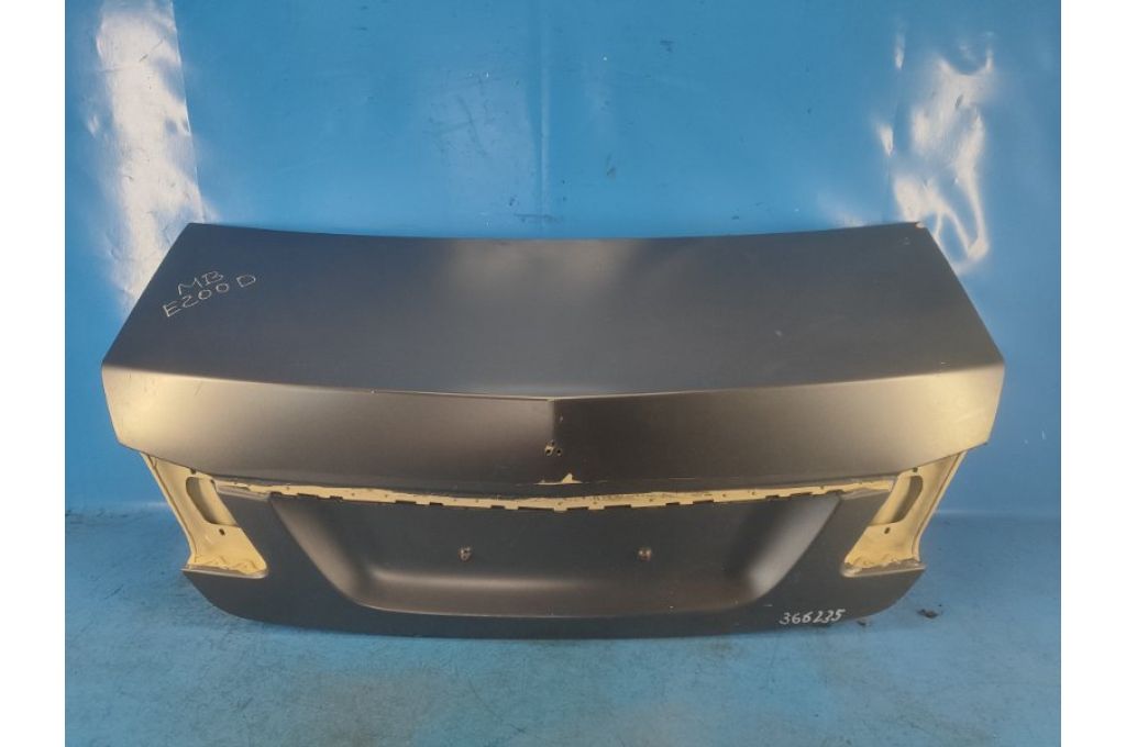 A 212 750 02 75 | KLAPA TYLNA MERCEDES E-CLASS W212 09-16 (366235)