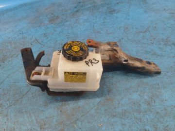 Zbiornik Płynu Hamulcowego TOYOTA PRIUS - 30 09-17