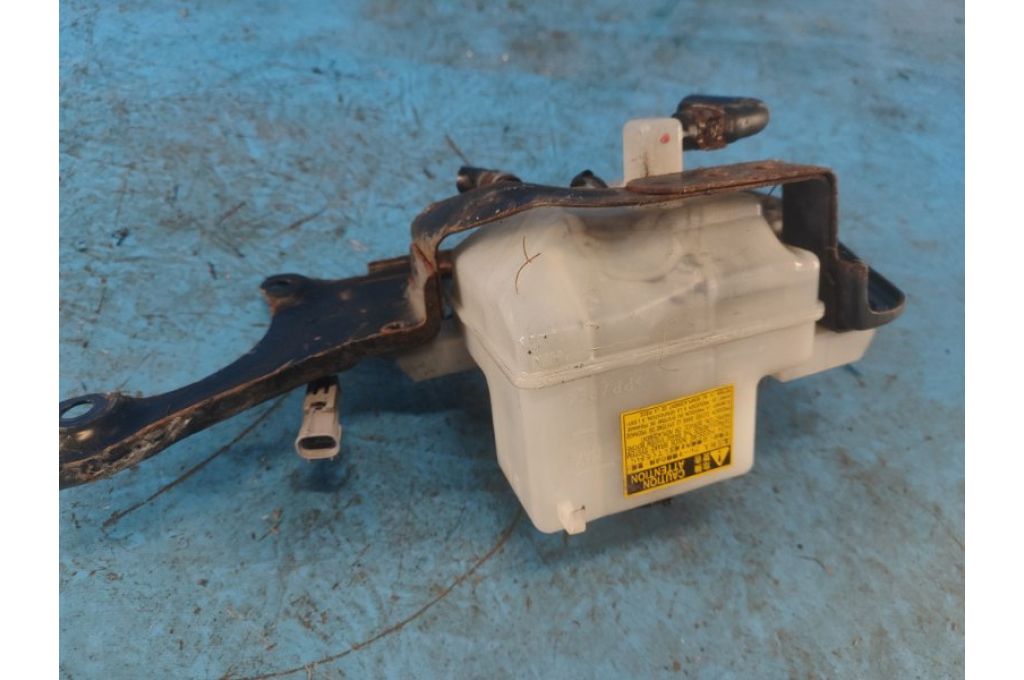 4722047080 | Zbiornik Płynu Hamulcowego TOYOTA PRIUS - 30 09-17 (366336) - Zdjęcie 4
