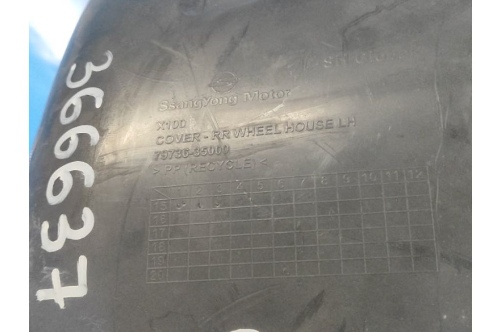 79736-35000 | Nadkole tyl. lew. SSANGYONG TIVOLI 15-19 (366637) - Zdjęcie 4