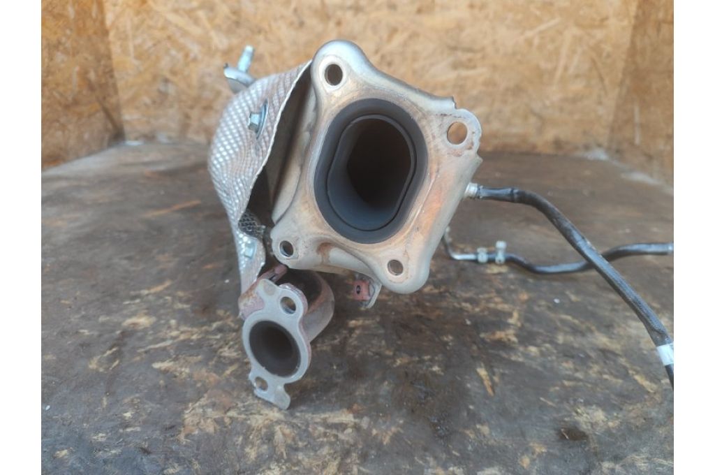 17141-15230 | Katalizator LEXUS LBX 23- (366667) - Zdjęcie 6