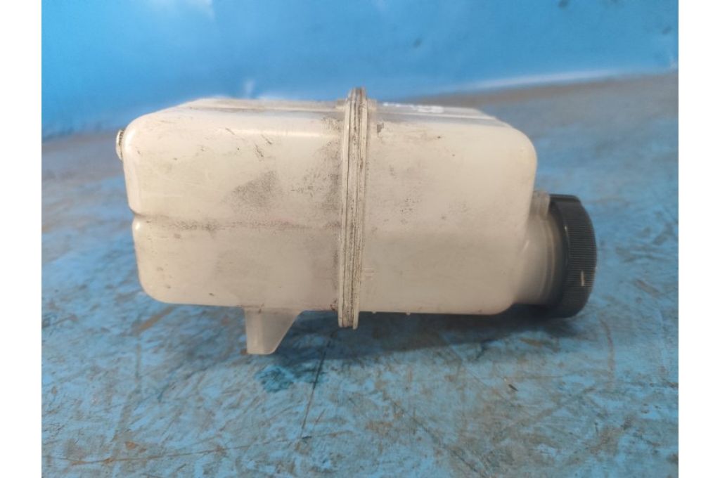 G92A047010 | Zbiornik wyrównawczy inwertera TOYOTA PRIUS - 30 09-17 (366670) - Zdjęcie 6