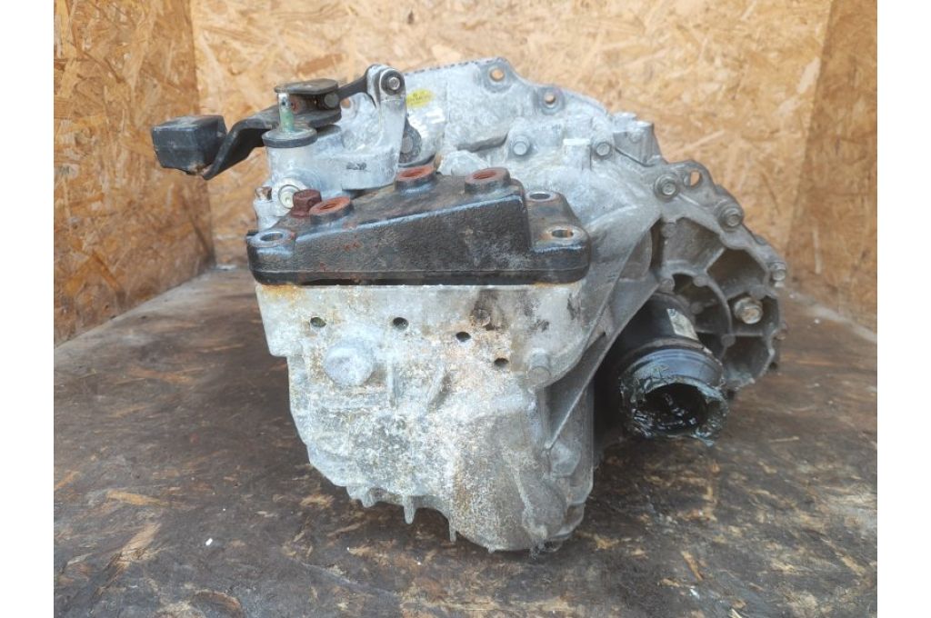 31020-35000 | Manualna skrzynia biegów SSANGYONG TIVOLI 15-19 (366660) - Zdjęcie 6