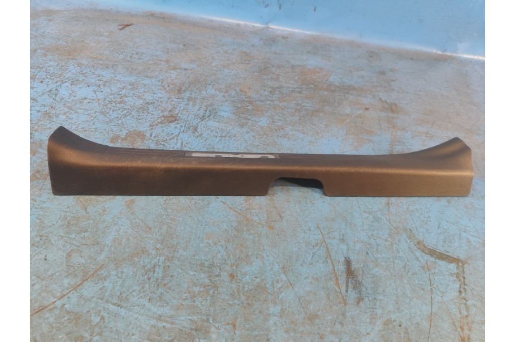 67913-52280 | wewnętrzna osłona progu przed. praw. LEXUS LBX 23- (366783) - Zdjęcie 3