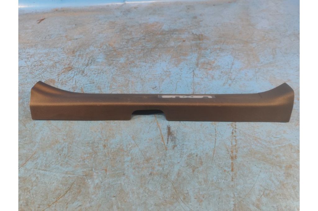 67914-52380 | wewnętrzna osłona progu przed. lew. LEXUS LBX 23- (366784) - Zdjęcie 2