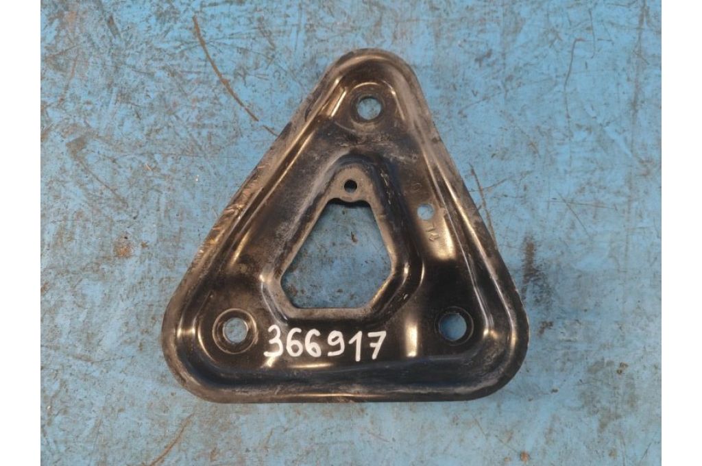 544C5-6RA0B | Mocowanie belki zawieszenia lew. NISSAN X-TRAIL/ROGUE T33 20- (366917)