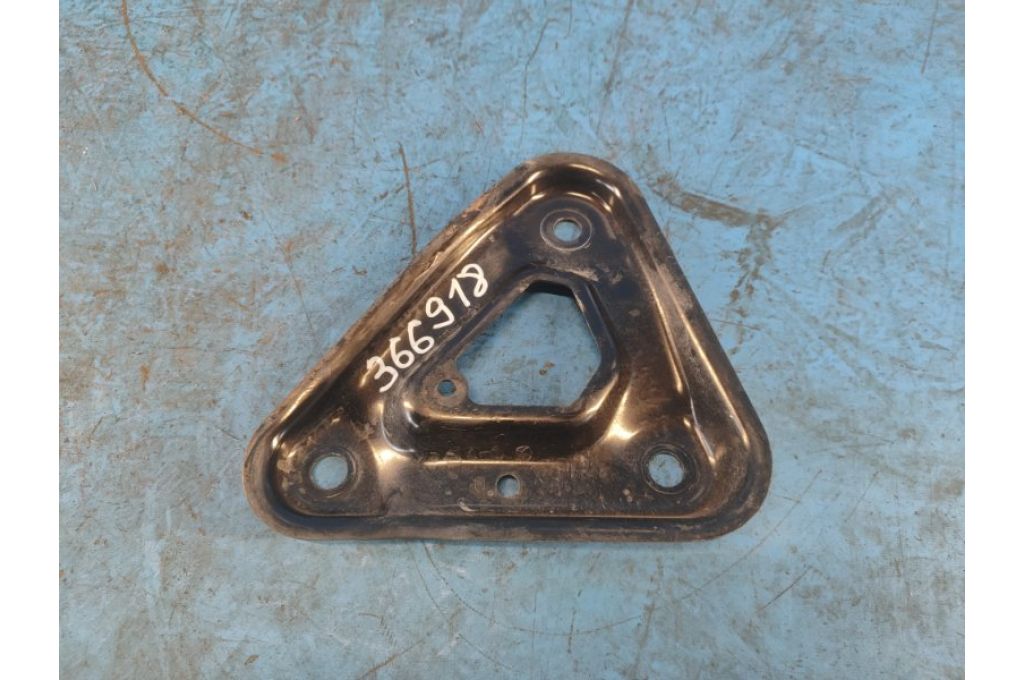 544C4-6RA0B | Mocowanie belki zawieszenia praw. NISSAN X-TRAIL/ROGUE T33 20- (366918)