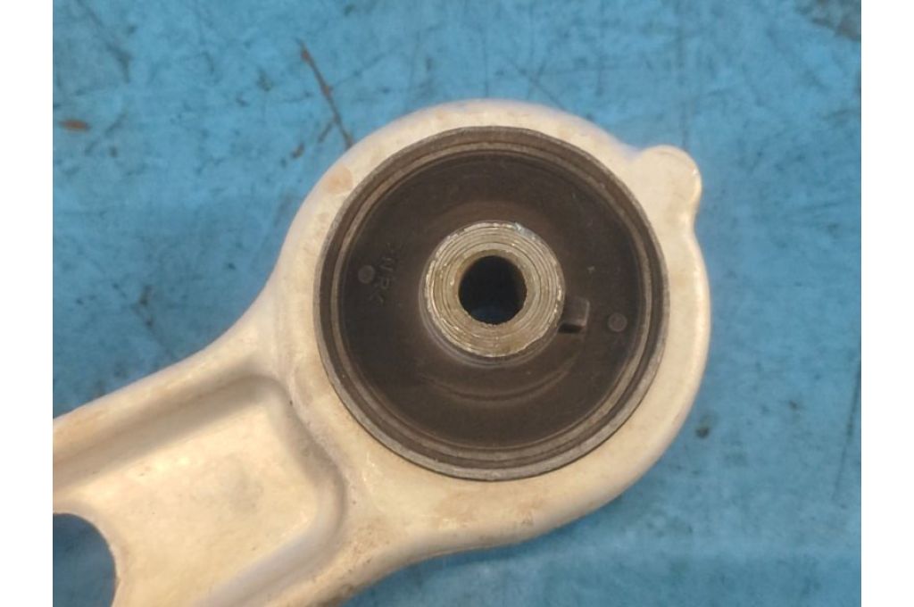 54500-6RA0B | Dolne ramię przedniego zawieszenia praw. NISSAN X-TRAIL/ROGUE T33 20- (366923) - Zdjęcie 5