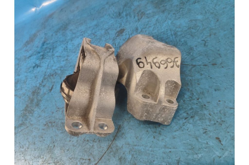 11210-6RA0A | Górna poduszka silnika praw. NISSAN X-TRAIL/ROGUE T33 20- (366949) - Zdjęcie 3