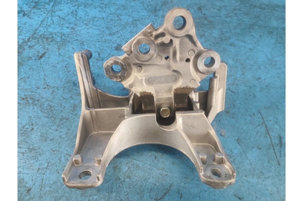 11220-6RA0A | Poduszka automatycznej skrzyni biegów lew. NISSAN X-TRAIL/ROGUE T33 20- (366950) - Zdjęcie 3