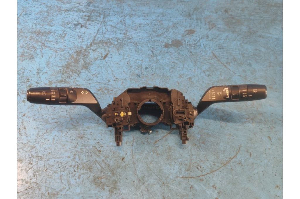 25560-6RF4A | Przełącznik pod kierownicą NISSAN X-TRAIL/ROGUE T33 20- (366961)