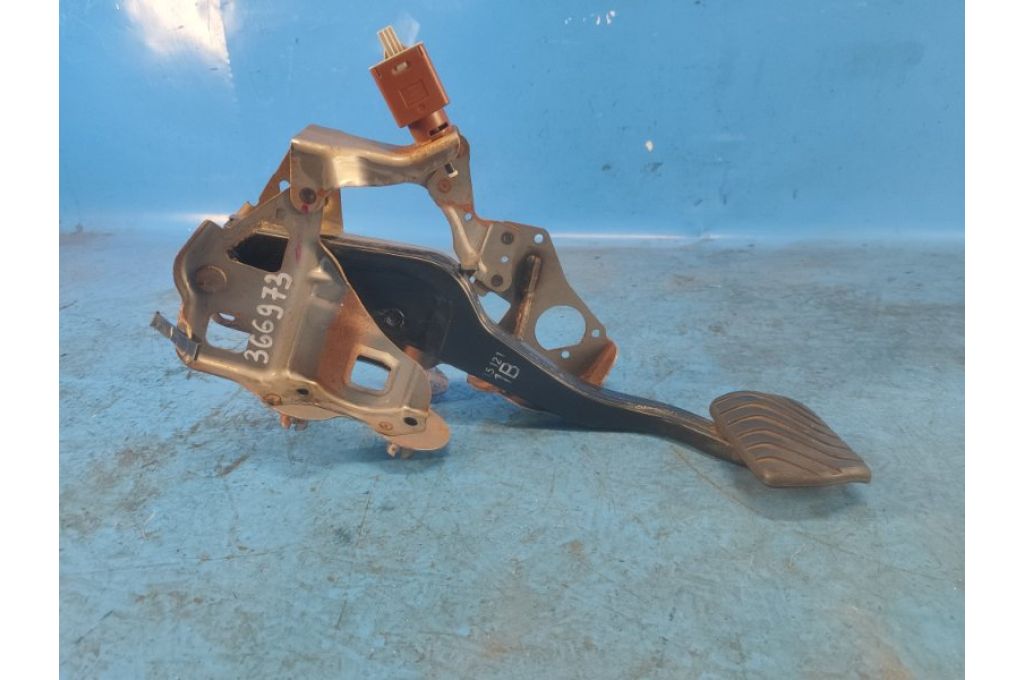 46501-6FP0B | Pedał hamulca NISSAN X-TRAIL/ROGUE T33 20- (366973) - Zdjęcie 2