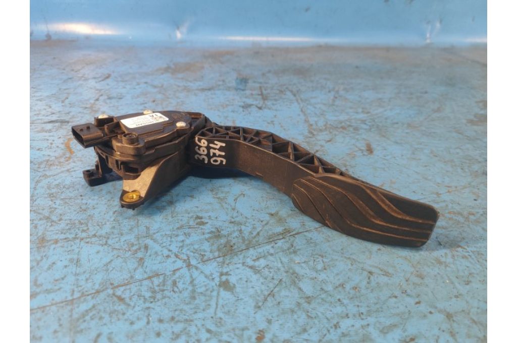 18002-6LA5A | Pedał gazu NISSAN X-TRAIL/ROGUE T33 20- (366974)