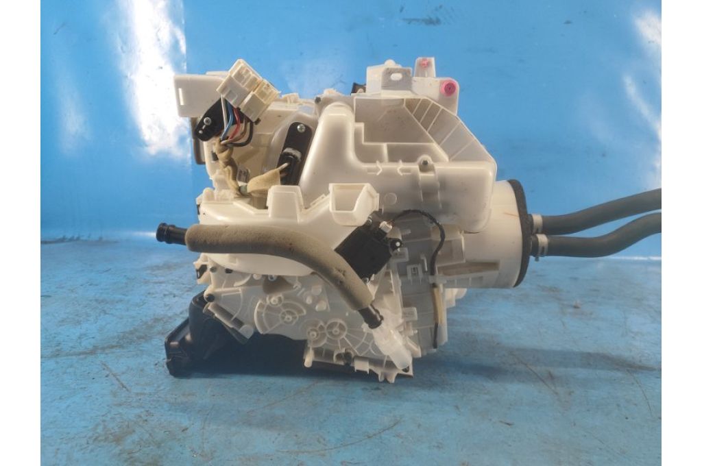 27110-6RC0A | obudowa nagrzewnicy NISSAN X-TRAIL/ROGUE T33 20- (367001) - Zdjęcie 9