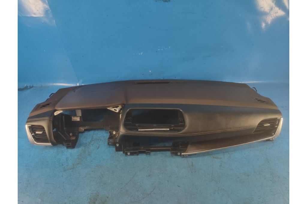 68200-6RB0A | Deska rozdzielcza NISSAN X-TRAIL/ROGUE T33 20- (367008)