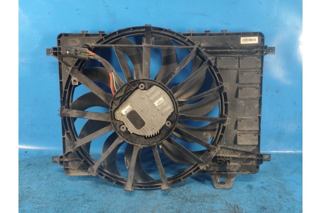 GJ32-8C607-BB | dyfuzor wentylatora chłodnicy głównej LAND ROVER DISCOVERY Sport 15-19 (367216) - Zdjęcie 2