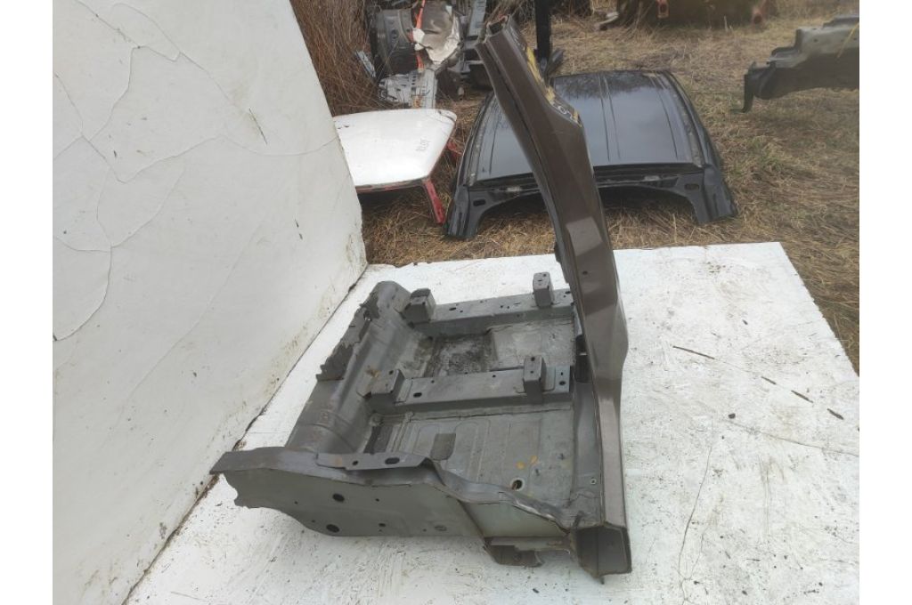 Centralny słupek nadwozia praw. LAND ROVER EVOQUE 19- (367248) - Zdjęcie 3