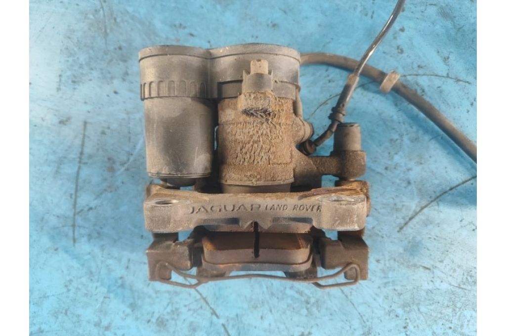 K8D2-2K327-AB | Zacisk hamulcowy tyl. praw. LAND ROVER EVOQUE 19- (367292) - Zdjęcie 4