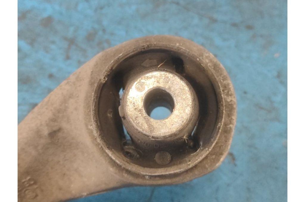 31126775971 | Górne ramię przedniego zawieszenia lew. BMW 6 SERIES (F13) 12-18 (367346) - Zdjęcie 3