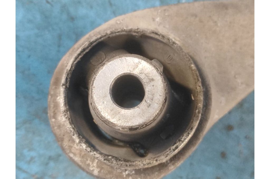 31126775972 | Górne ramię przedniego zawieszenia praw. BMW 6 SERIES (F13) 12-18 (367349) - Zdjęcie 4