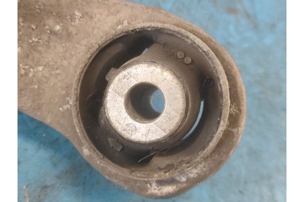 31126775972 | Górne ramię przedniego zawieszenia praw. BMW 6 SERIES (F13) 12-18 (367349) - Zdjęcie 5