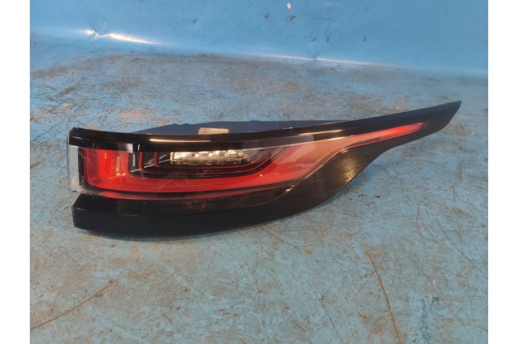 J8A2-13404-AG | Lampa Tylna praw. LAND ROVER VELAR 17- (367458)