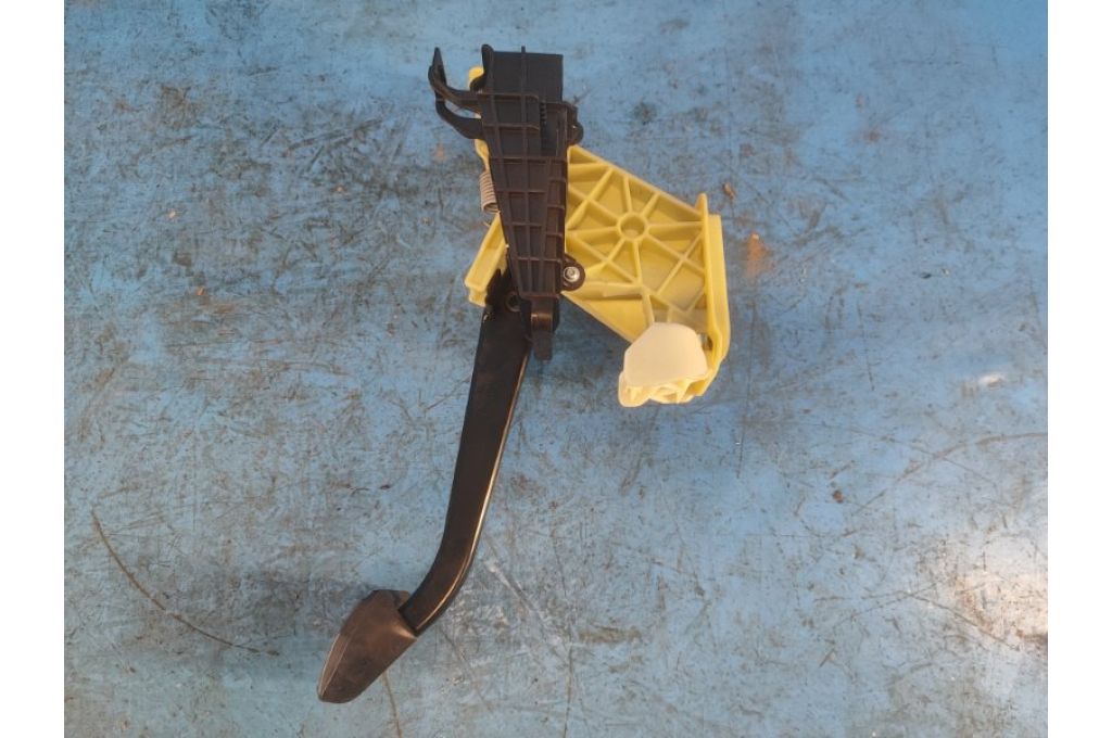 35 00 6 777 171 | Pedał hamulca BMW 6 SERIES (F13) 12-18 (367467) - Zdjęcie 4