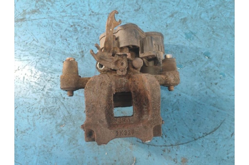 FK72-2K327-BD | Zacisk hamulcowy tyl. praw. LAND ROVER DISCOVERY Sport 15-19 (367528) - Zdjęcie 2