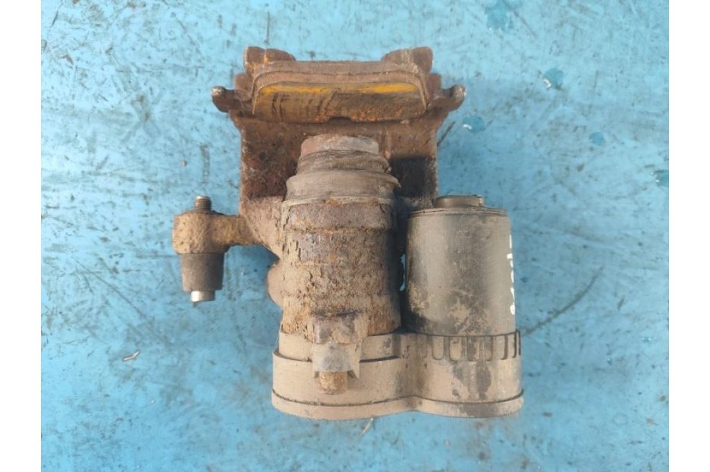 FK72-2K327-BD | Zacisk hamulcowy tyl. praw. LAND ROVER DISCOVERY Sport 15-19 (367528) - Zdjęcie 3