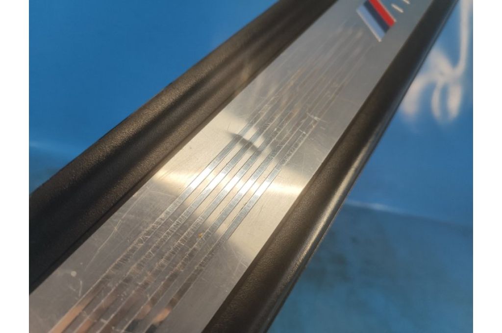 7264438 | wewnętrzna osłona progu przed. praw. BMW 6 SERIES (F13) 12-18 (367551) - Zdjęcie 3