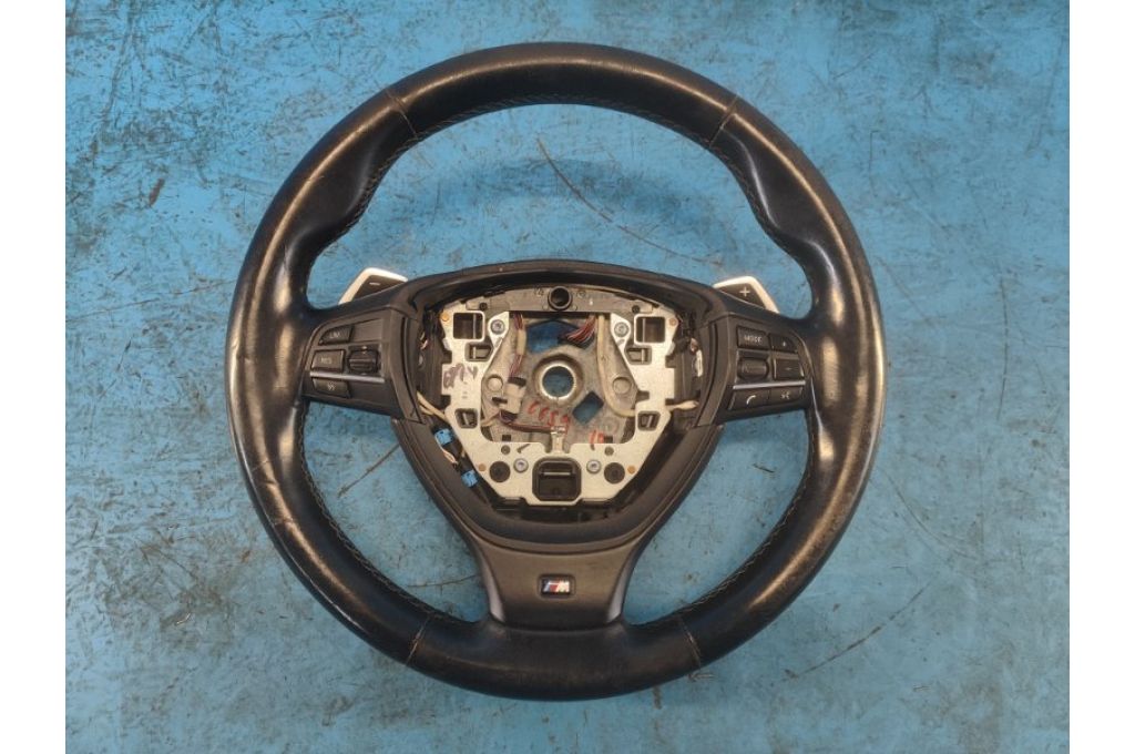 32337844104 | Kierownica BMW 6 SERIES (F13) 12-18 (367683)