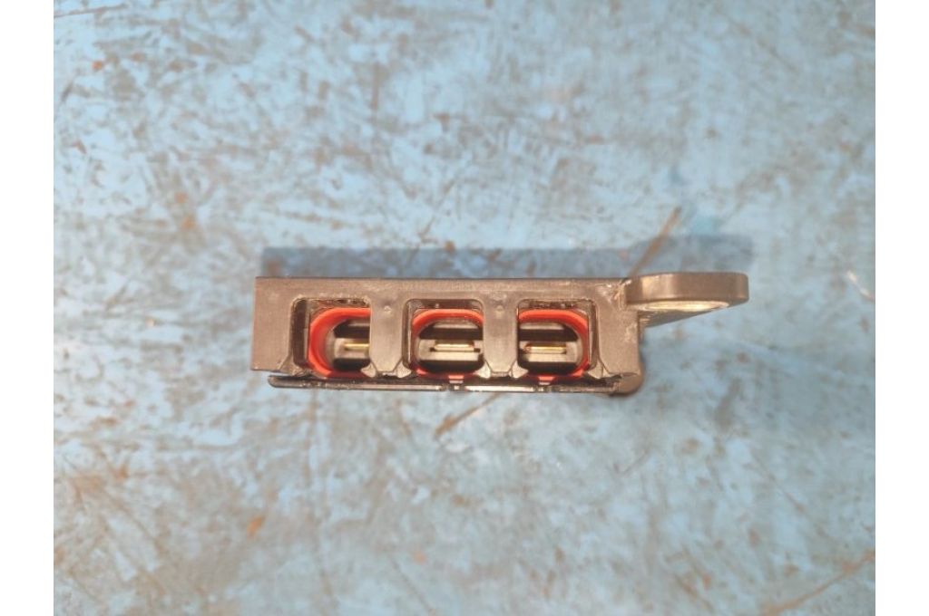 9153418 | Przekaźnik włączania wentylatora BMW 6 SERIES (F13) 12-18 (367689) - Zdjęcie 3