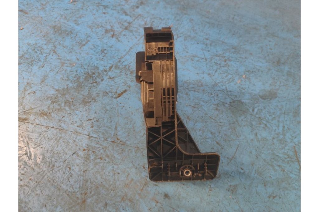 6853178 | Pedał gazu MINI COOPER S R56 06-14 (367895) - Zdjęcie 4