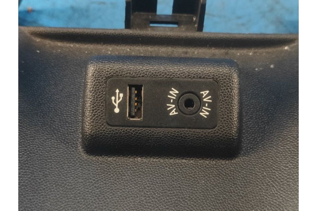 9286269 | Złącze USB MINI COOPER S R56 06-14 (367896) - Zdjęcie 2