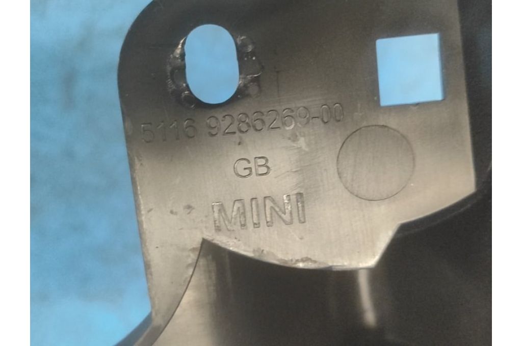 9286269 | Złącze USB MINI COOPER S R56 06-14 (367896) - Zdjęcie 4