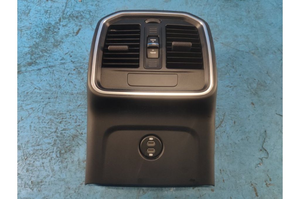 95B 864 378 D | Deflektor powietrza PORSCHE MACAN 18-22 (367897)