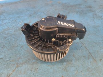 silnik nagrzewnicy TOYOTA PRIUS - 30 09-17