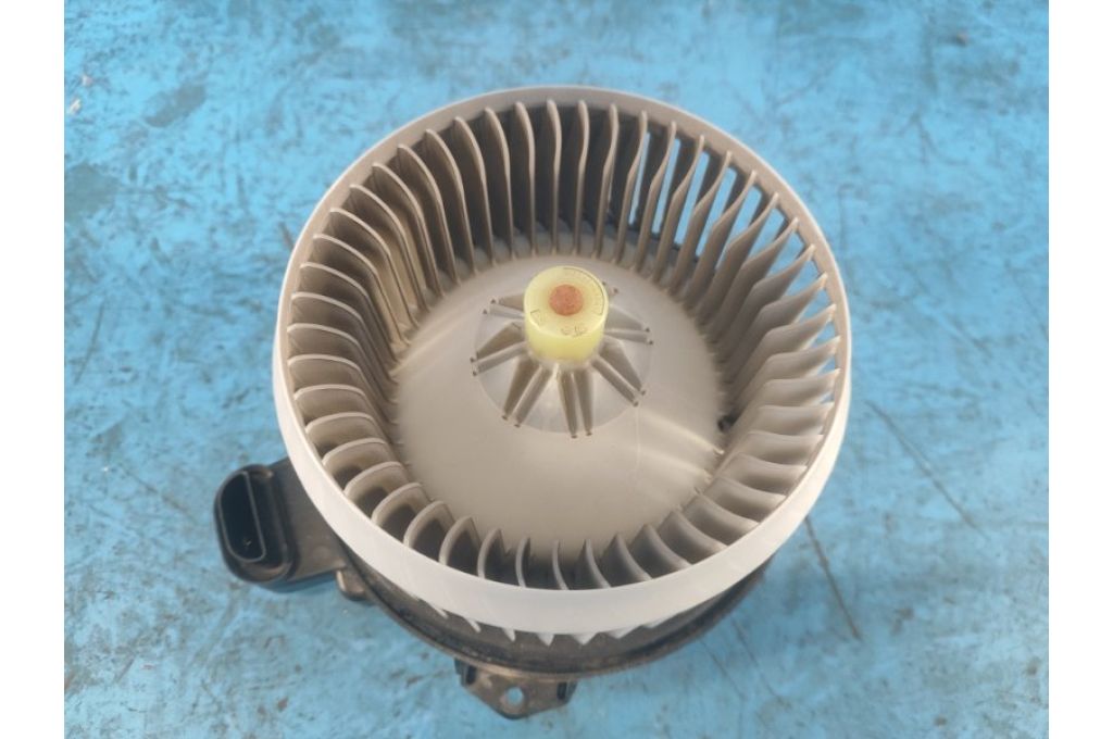 8710312080 | silnik nagrzewnicy TOYOTA PRIUS - 30 09-17 (368050) - Zdjęcie 5