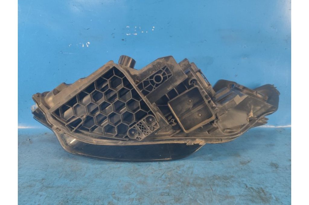 FK72-13W029-AD | Reflektor Lampa przednia przed. praw. LAND ROVER DISCOVERY Sport 15-19 (368051) - Zdjęcie 8